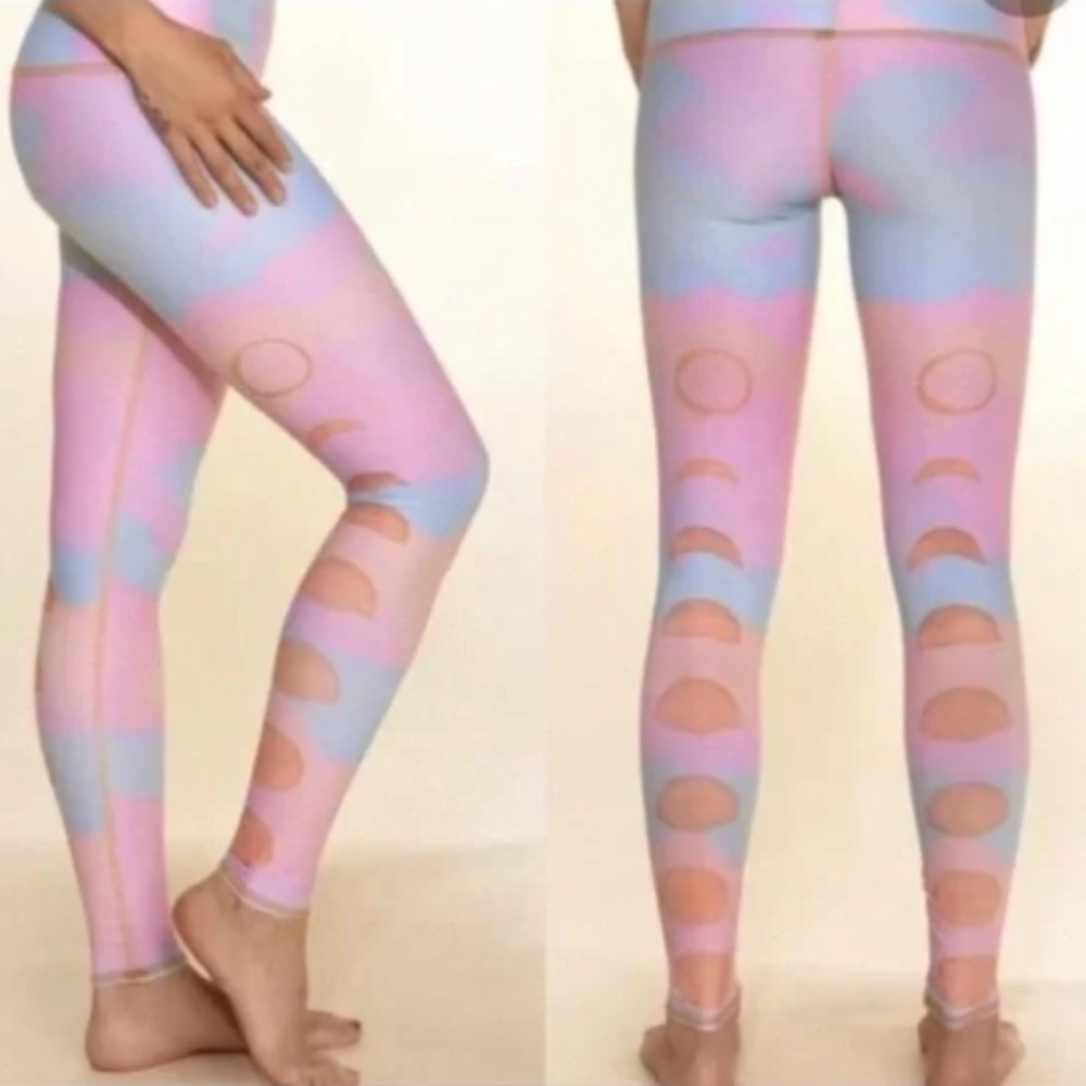 Teeki Boutique- Pink & Blue Hotpant Size S